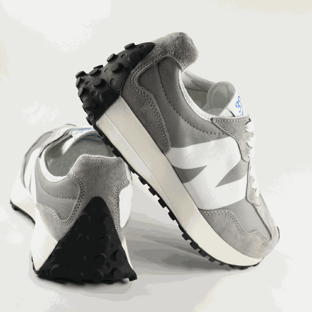 Unisex Shoe 327 Classic