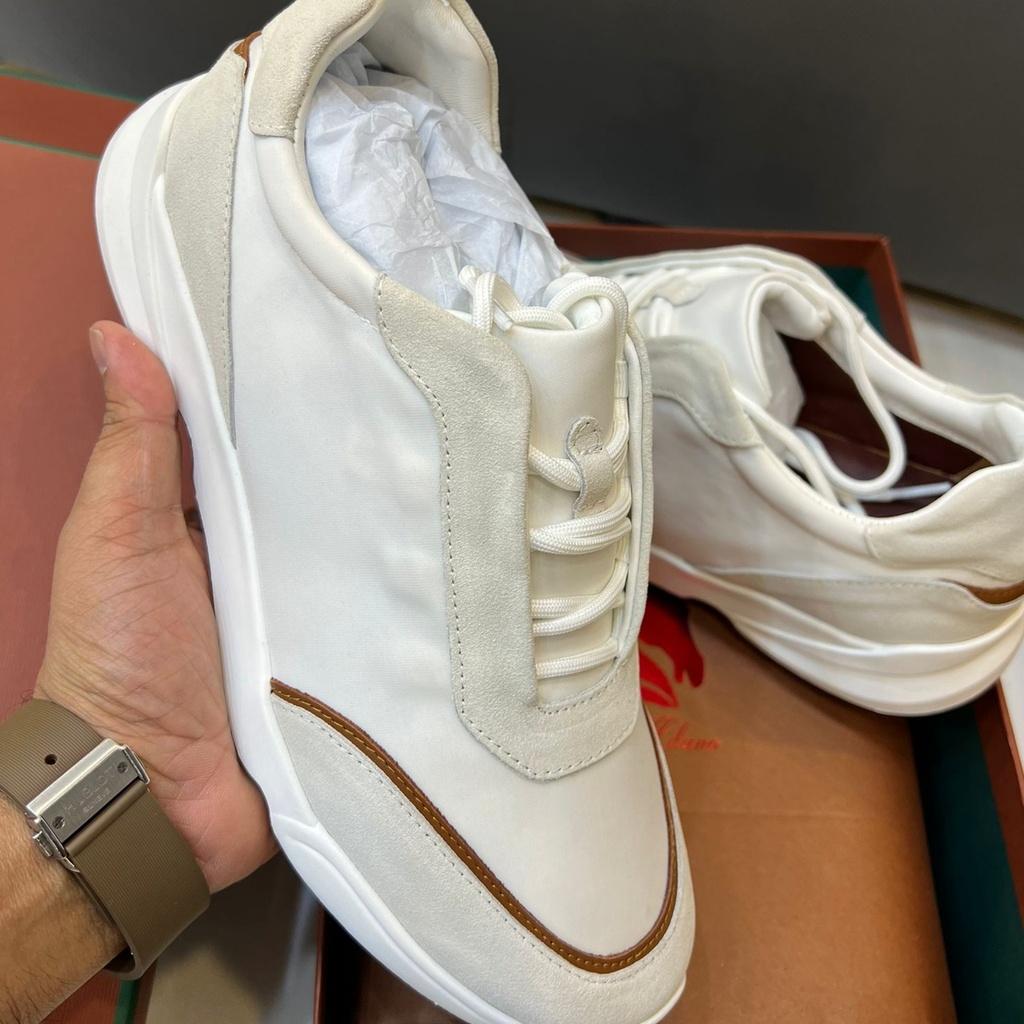 Louis Hilano Summer Walk 15 - 05